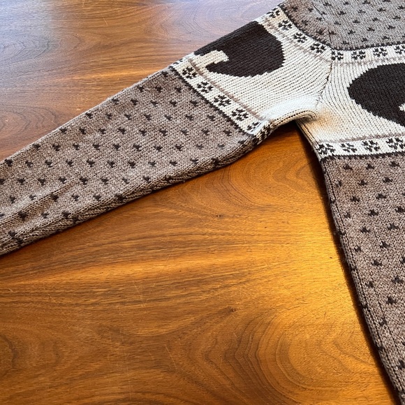 Pendleton Bear Constellation Sweater - Picture 10 of 12